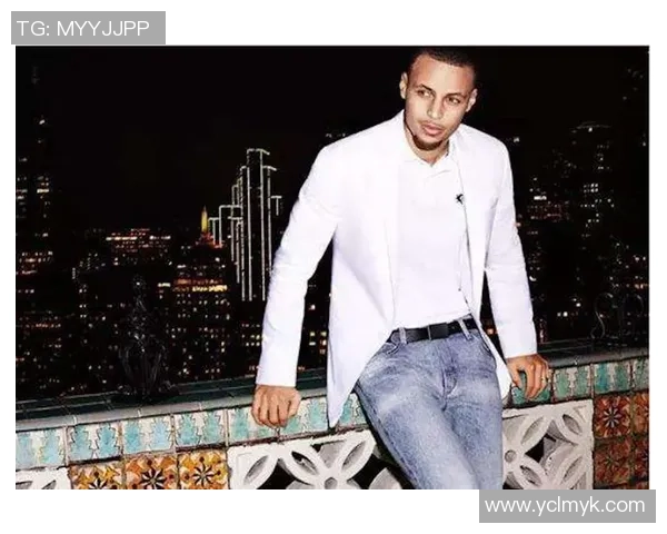 足球场上的颜值担当:全球球星帅哥九宫格大揭秘 足球场上的颜值担当:全球球星帅哥九宫格大揭秘